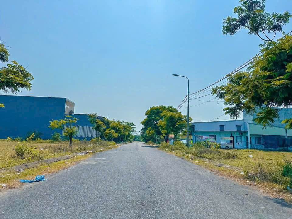 Đất nền Khu đô thị số 9, Điện Bàn, Quảng Nam - 122m² - Giá 2.35 tỷ