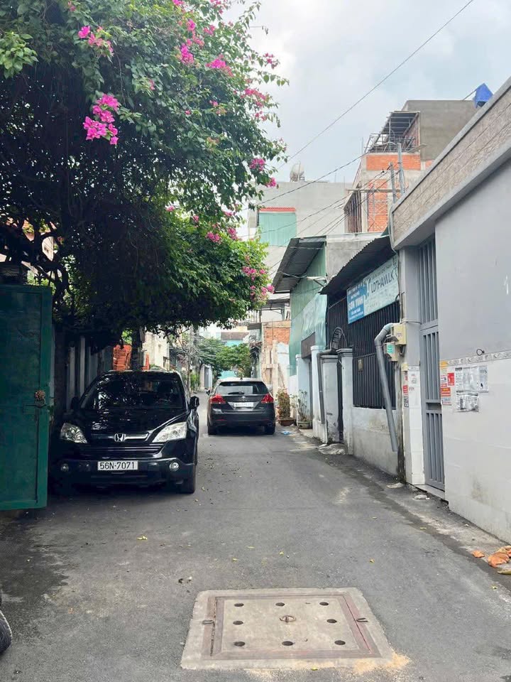 Đất nền Thủ Đức Hẻm 115 Đường 385 100m² 11 tỷ - Sổ đỏ chính chủ