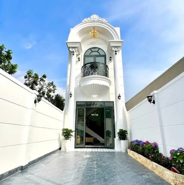 Nhà Phố Đẹp 80m² Đạo Thạnh, Mỹ Tho - 5 Phút Đến Aeon Mall, Giá 2.4 Tỷ