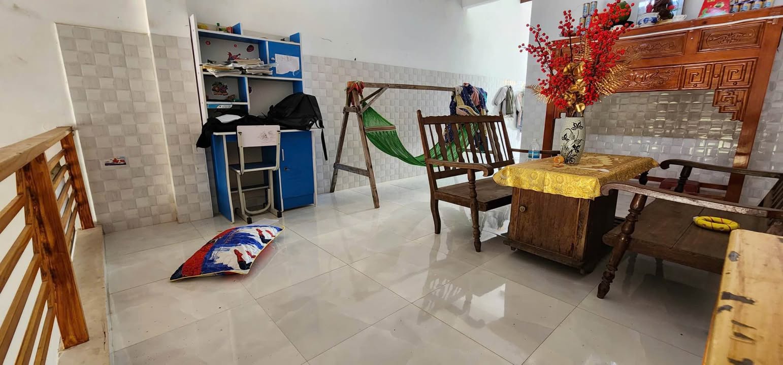 Nhà 2 Tầng Hướng Đông Nam - 80m² Xã Vạn Hưng, Khánh Hòa - 1.9 Tỷ