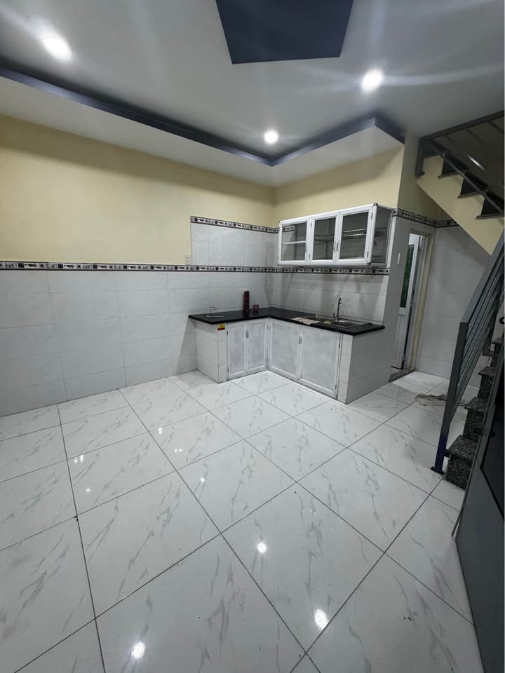 Cho thuê nhà hẻm 5D Bình Tân 20m² giá 6.5 triệu - Sẵn Sàng Ở Ngay