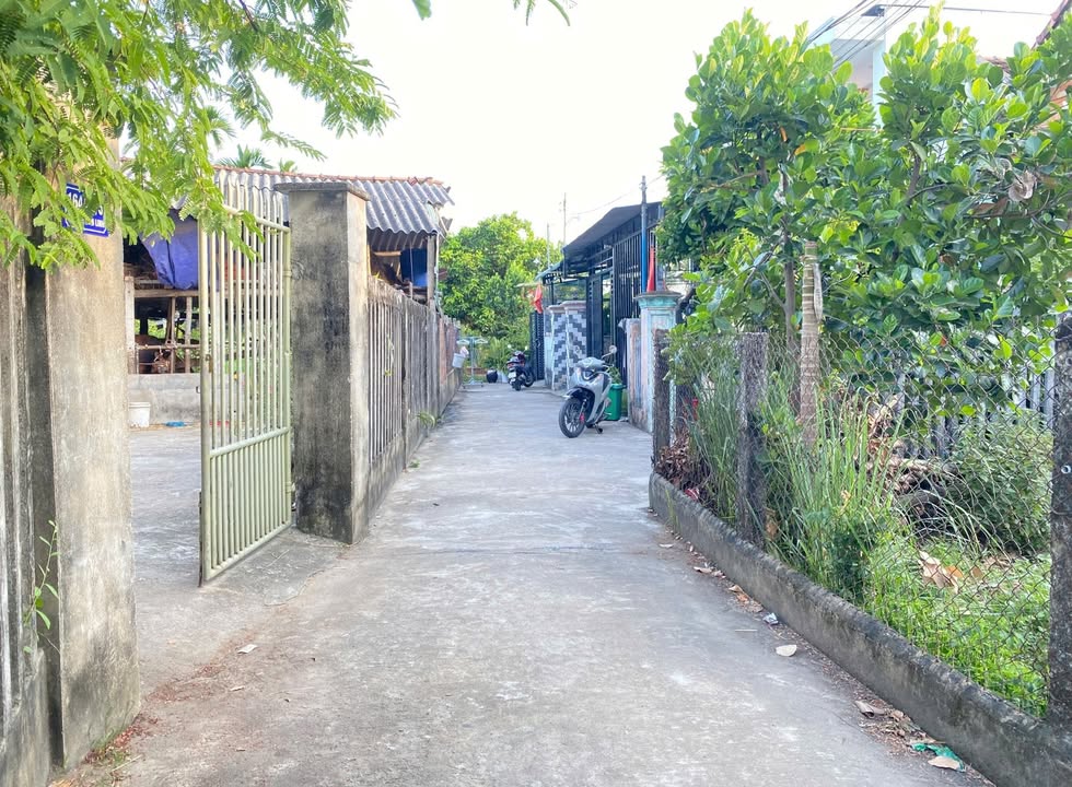 Đất Hẻm 164 Nguyễn Văn Linh, Quảng Ngãi - 135m² Hướng Tây, Giá 8xx Triệu