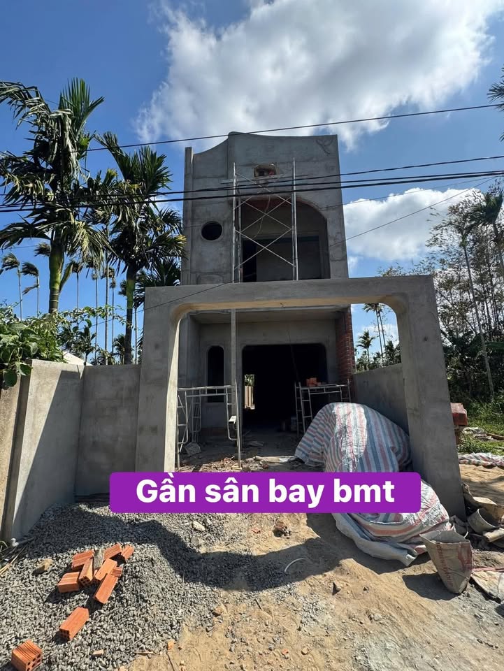 Nhà Võ Nguyên Giáp Buôn Ma Thuột 135m² 3.05 tỷ - Full nội thất