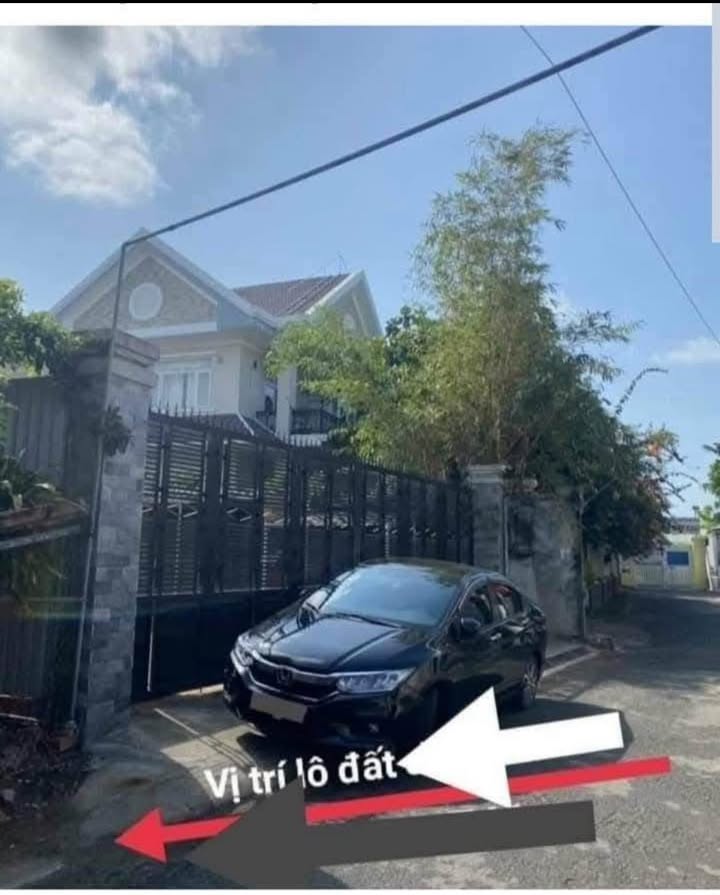 Bán Gấp Đất Vàng 500m² Mặt Tiền 17m, Ngay Cổng Trường Nguyễn Thị Minh Khai, TP. Vũng Tàu