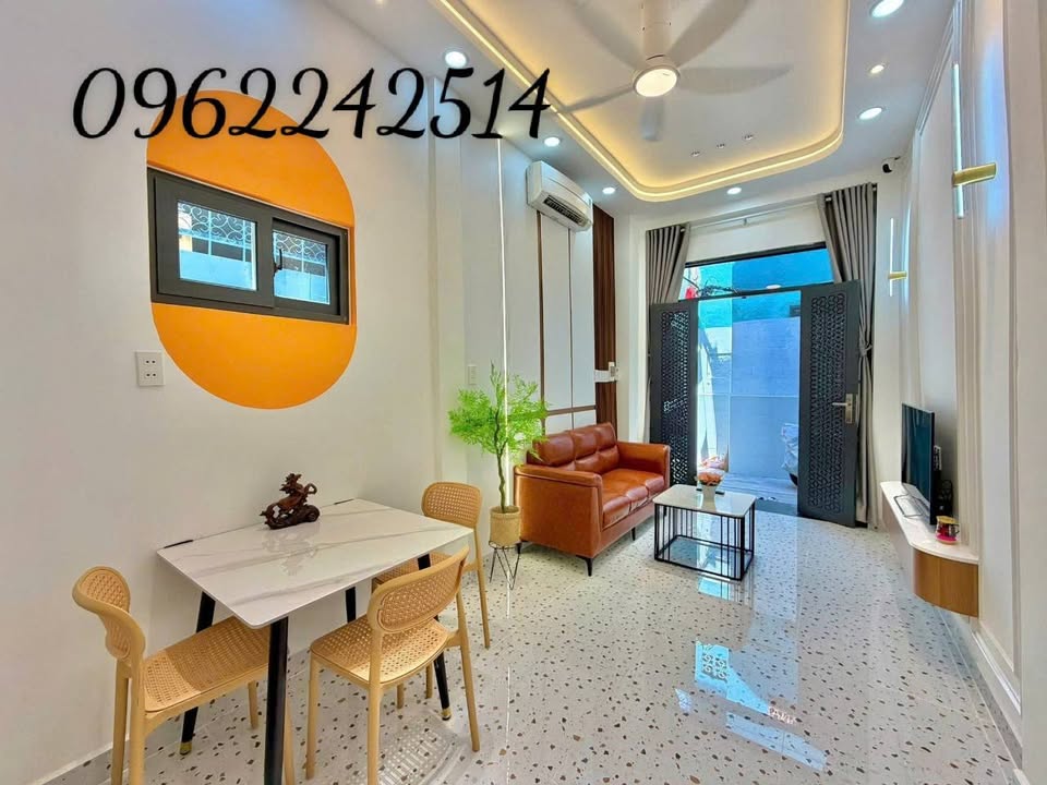 Nhà Đẹp 60m² Khu Phú Nhuận - Sổ Riêng, Giá 5.25 Tỷ