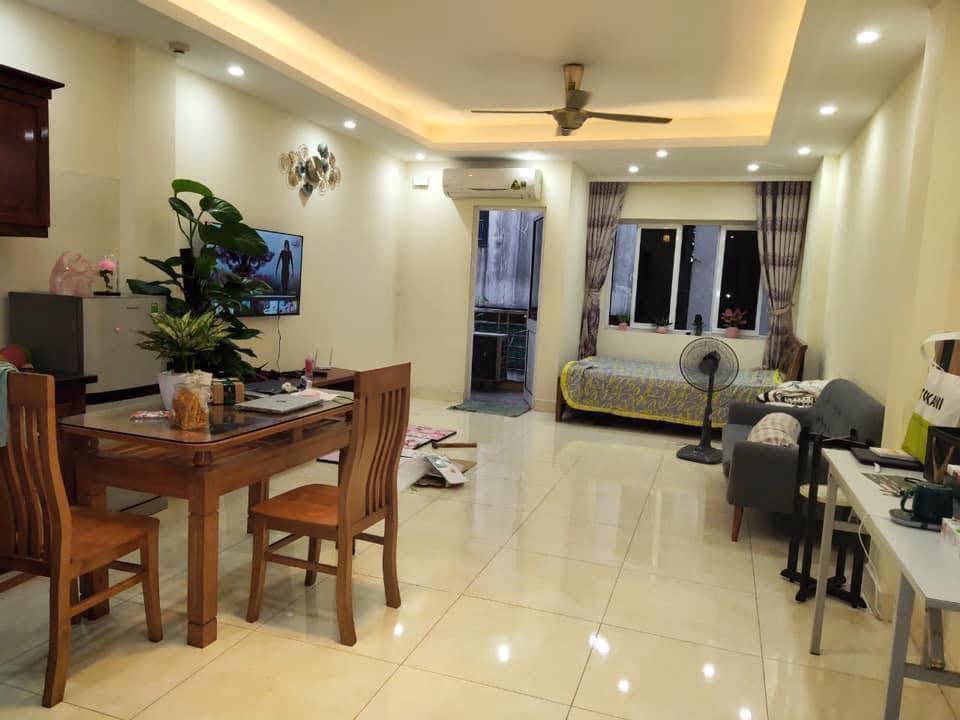 Cho thuê phòng 55m² full đồ, view Hồ Tây 6.5 triệu/tháng