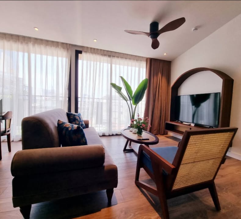 Apartment Lô Góc 173m² Quảng Khánh - View Hồ Tây Lộng Gió