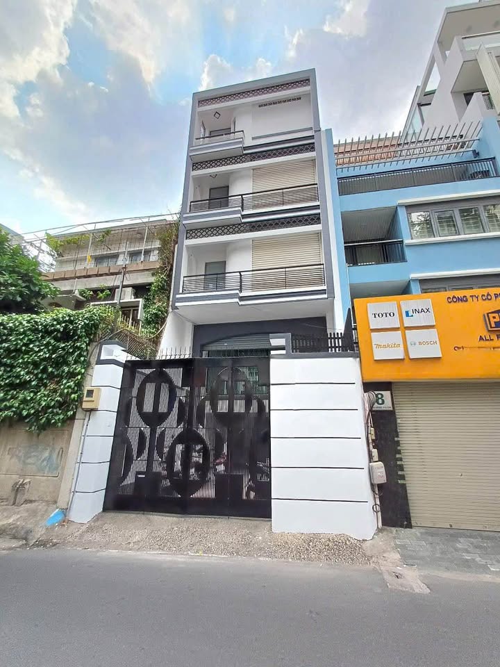 Nhà Mặt Tiền Đặng Văn Ngữ, Phú Nhuận - 101m², 5 Tầng, Thang Máy, Giá Tốt