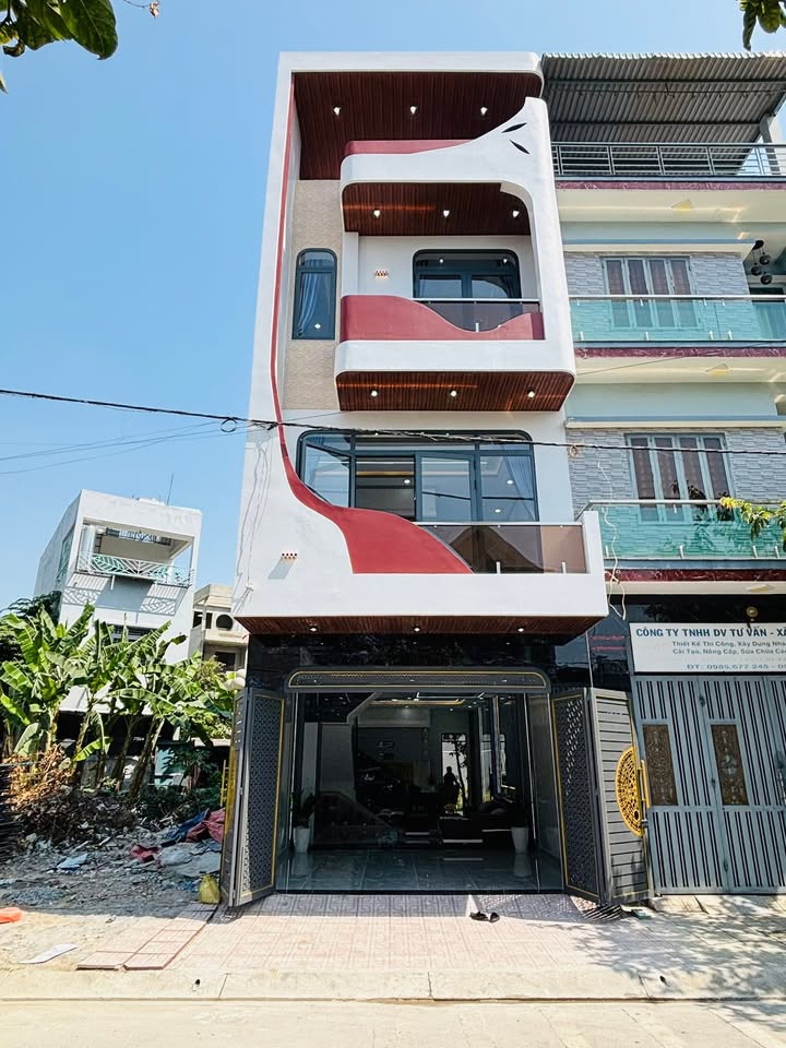 Nhà Đông Hòa Dĩ An 70m² 6.95 tỷ - Ô tô vào tận nhà