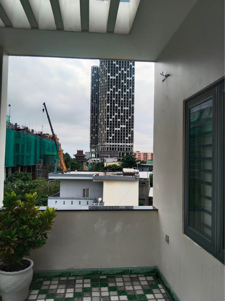 Đất nền Nguyễn Tất Thành Hội An 300m² 6.89 tỷ - Sổ đỏ chính chủ