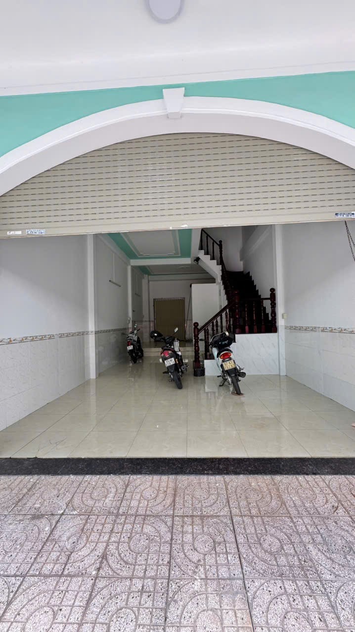 Nhà riêng KDC Hưng Phú 1 14 triệu - Sẵn sàng ở ngay