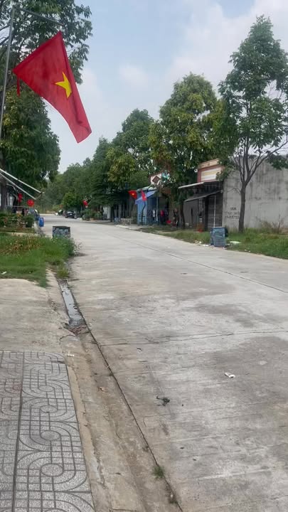 Nhà 2PN Đường xH4 Mỹ Phước 3, Tân Uyên - 5 Triệu/Tháng