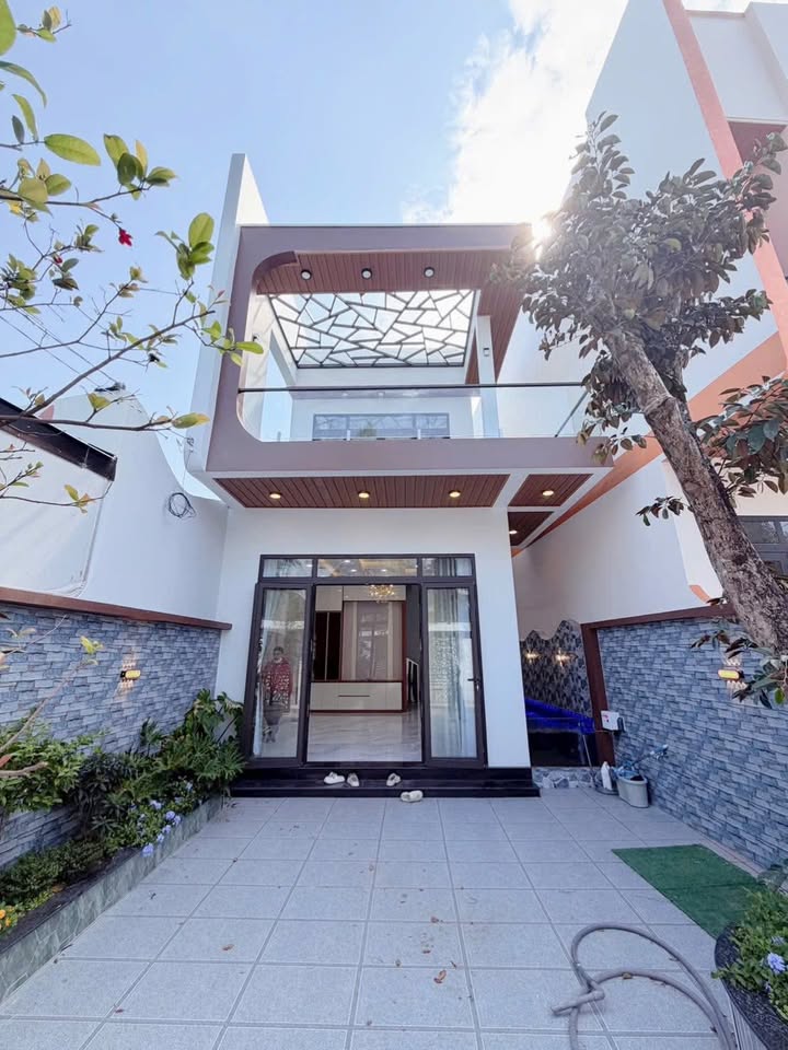 Nhà Mặt Tiền 879 Mỹ Tho - 160m² - 7.2 Tỷ - Gần AEON