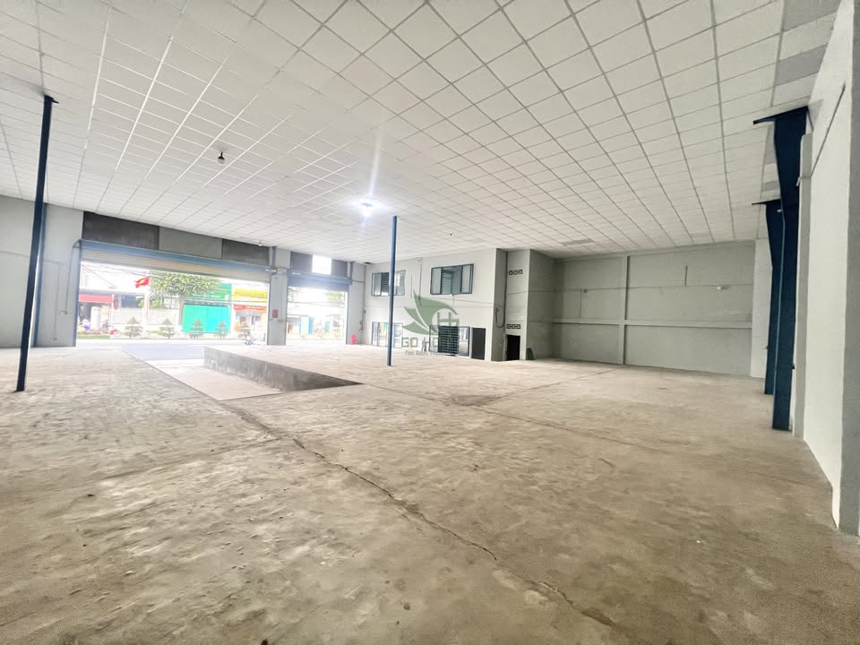 Kho Xưởng 400m² Mặt Tiền Đường 23/10, Nha Trang - Giá Thuê Tốt