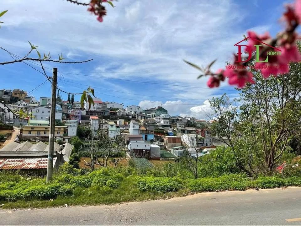 Nhà 75m² 2 Tầng, 3PN, Hẻm Ô Tô Tô Vĩnh Diện, Đà Lạt - Giá 1.5 Tỷ