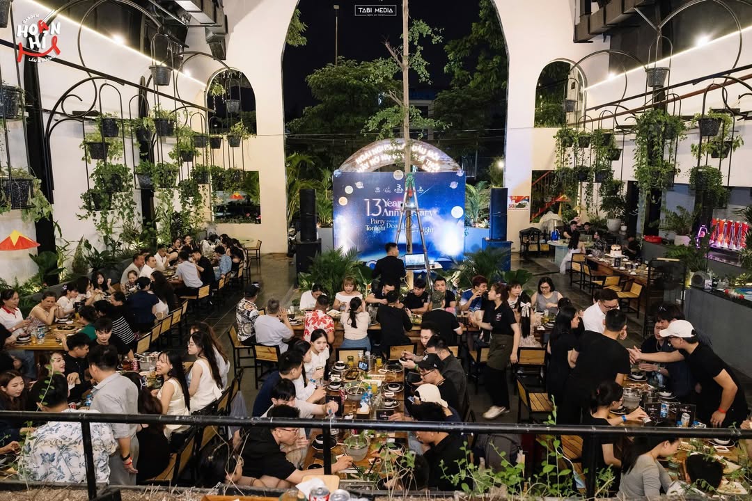 Mặt Tiền Hồng Hà Hoàn Kiếm - Sang Nhượng Beer Sân Vườn 1000m² Kinh Doanh Đỉnh Cao