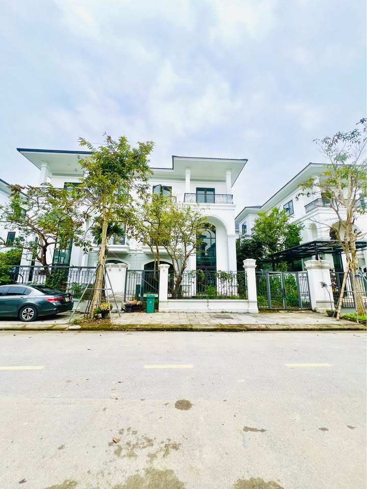 Biệt thự song lập Vinh Heritage 240m² - Giá 13 tỷ - Vị trí đắc địa