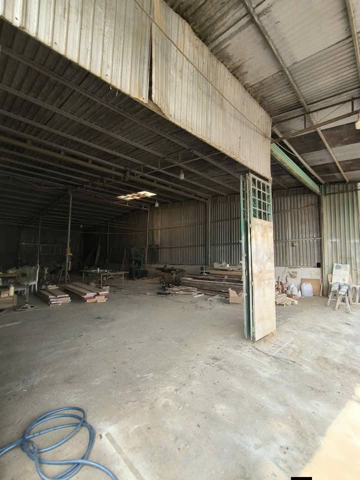 Cho thuê Xưởng 220m² Trảng Dài, Biên Hòa - Đường 8m, Sẵn Điện 3 Pha