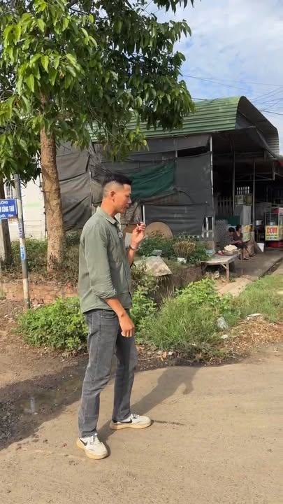 Nhà Mặt Tiền Eakar 200m² - Kinh Doanh Đắc Lộc, Giá 5.3 Tỷ