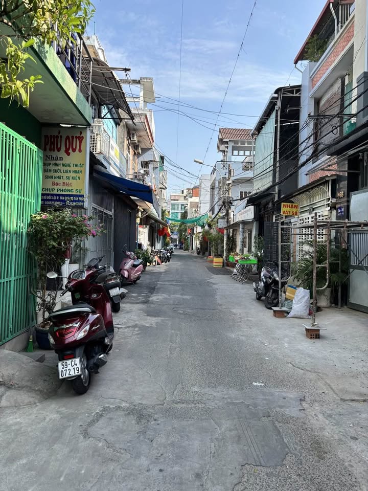 Nhà Mặt Tiền Kinh Doanh Đô Đốc Lộc, Tân Phú - 24m² Giá 3.75 Tỷ