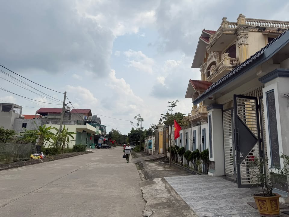 Nhà Phố Gián, Thái Bình 264m² - Kinh Doanh Sầm Uất, Giá 10 Tỷ