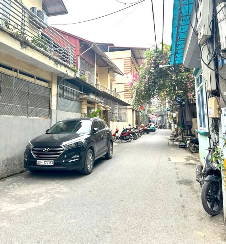 Đất dịch vụ Trạm Trôi 37m² 6.75 tỷ - Sổ đỏ chính chủ