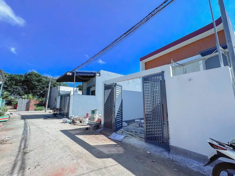 Đất Nền 5x20m Sổ Riêng Tại Long Khánh, Đồng Nai - Giá Tốt 700 Triệu