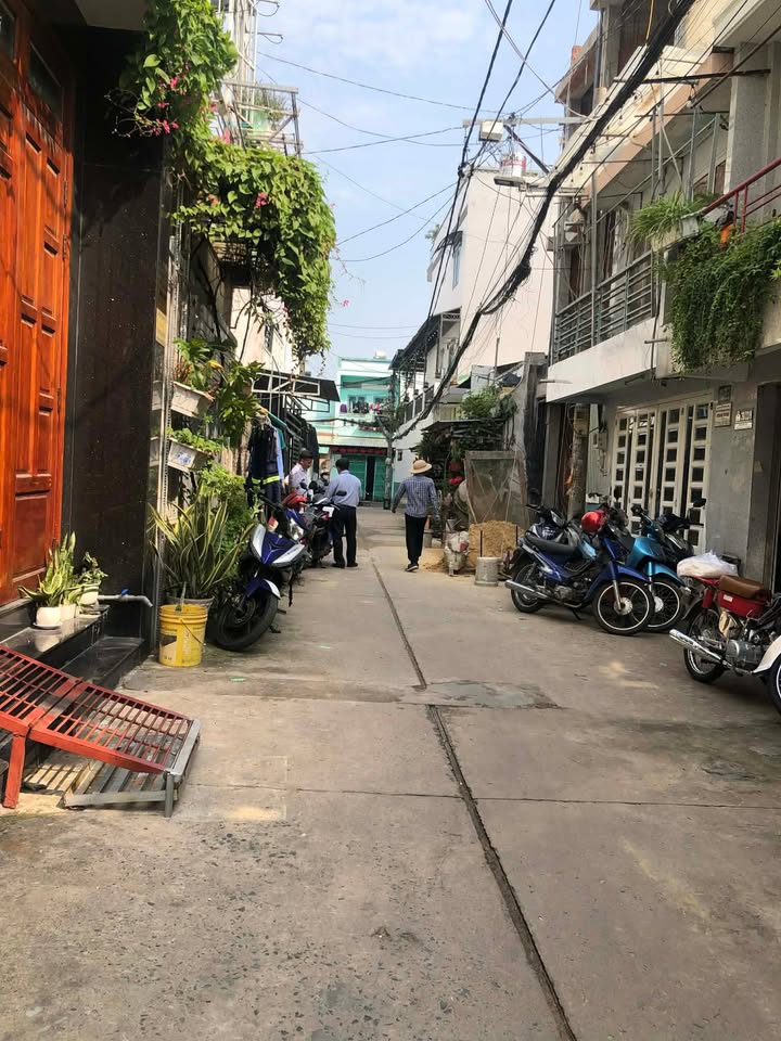 Đất Phường 15, Quận 10 - 64m², HXH 1 trục, 5 tỷ