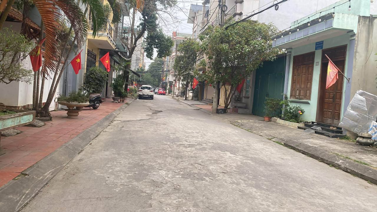 Bán đất Trân Hưng Đạo Hòa Bình 67.5m² - Hướng Nam mát mẻ, ô tô tránh