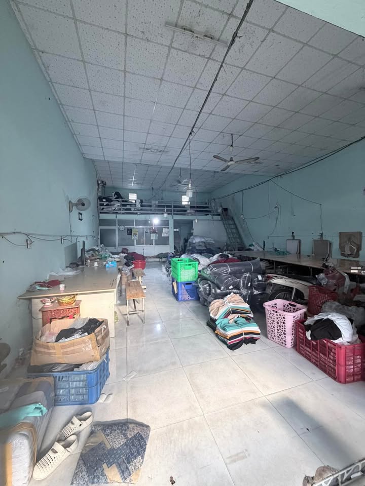 Cho thuê xưởng 250m² Hóc Môn - Sẵn sàng sản xuất, đường xe tải