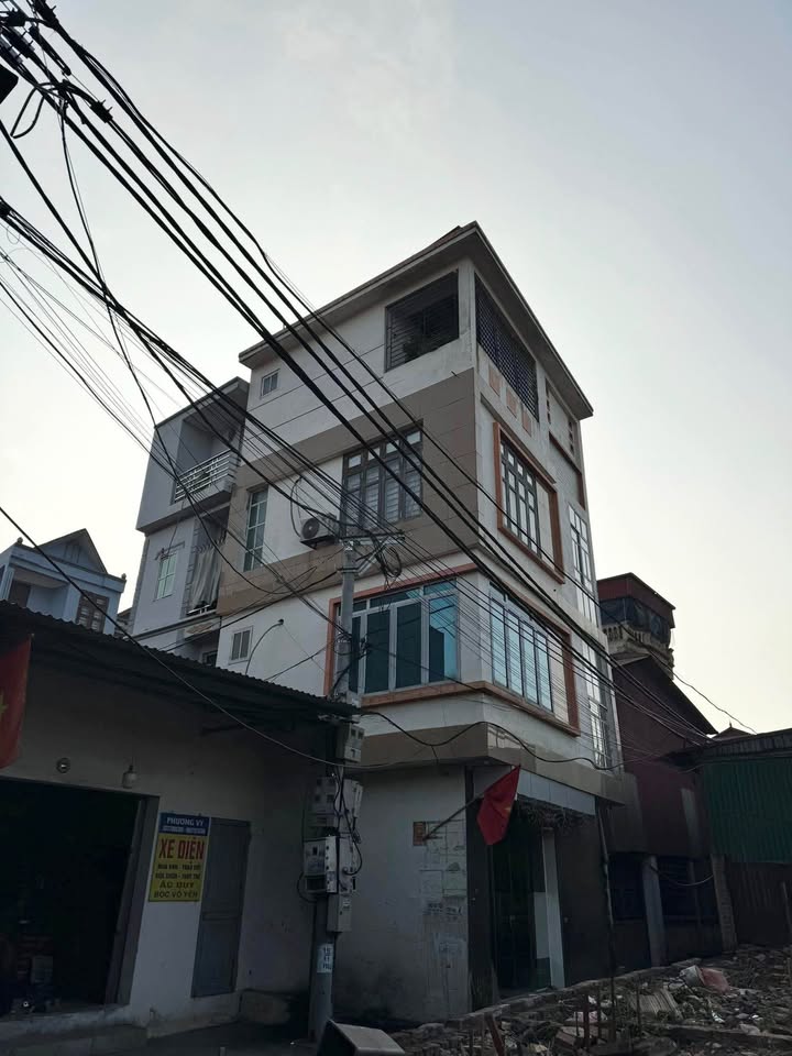 Nhà phố Mai Động Từ Sơn 34m² hơn 2 tỷ - Ô tô vào tận nhà