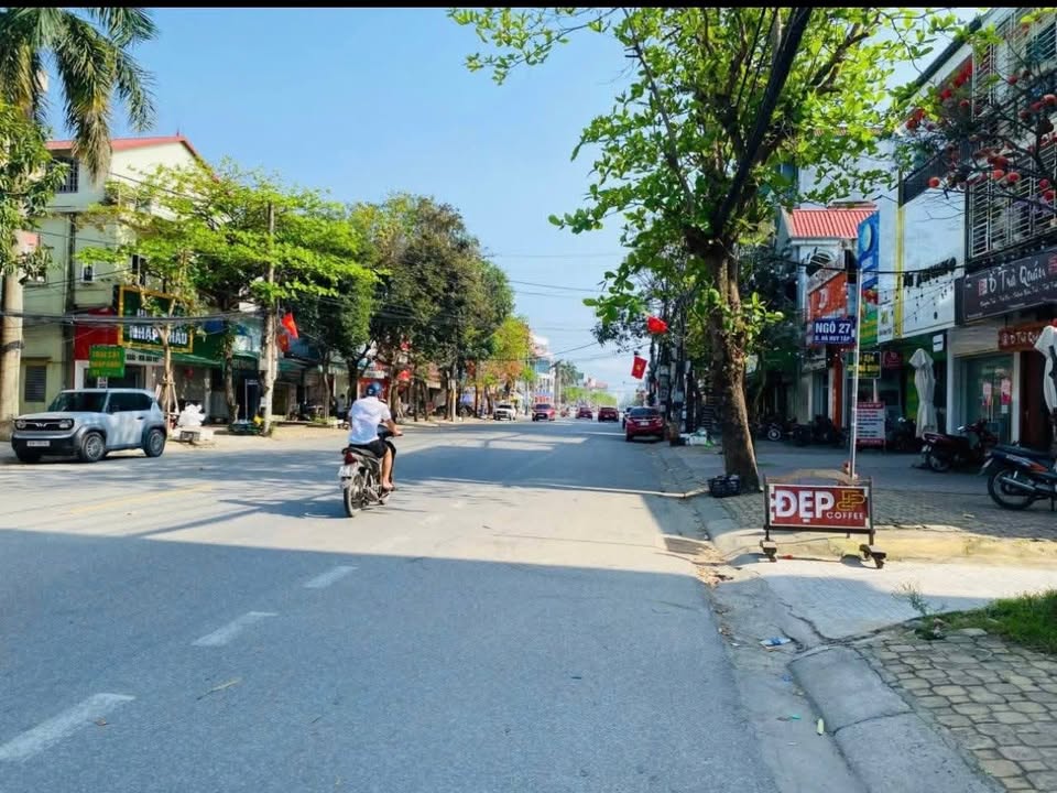 Nhà Mặt Tiền Hà Huy Tập, TP Vinh 229m² - Kinh Doanh Đỉnh Cao, Dòng Tiền 24 Triệu/Tháng