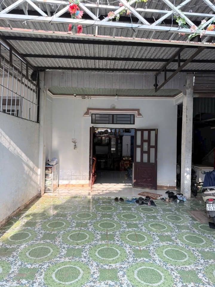 Nhà 240m² Chính Chủ TT Gia Nghĩa - Sổ Hồng Sẵn Sàng