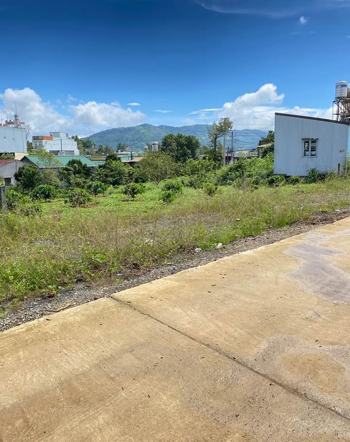 Đất nền Hẻm 01 Lê Thị Riêng 200m² 1.6 tỷ - Giá tốt hiếm có