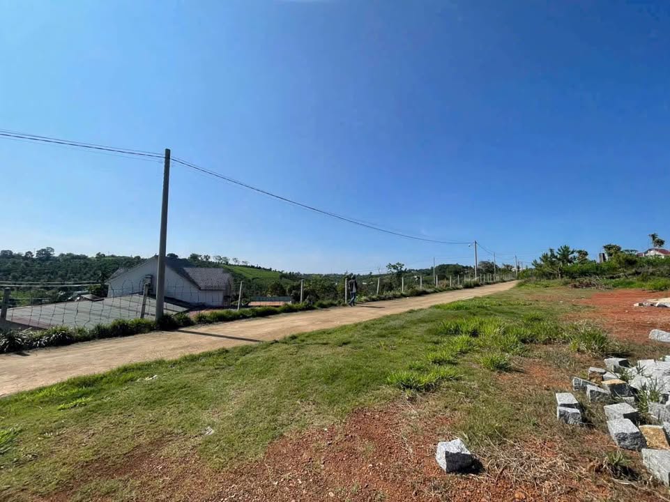 Đất nền Phường 2 Bảo Lộc 350m² giá 1.6 tỷ - Sổ đỏ