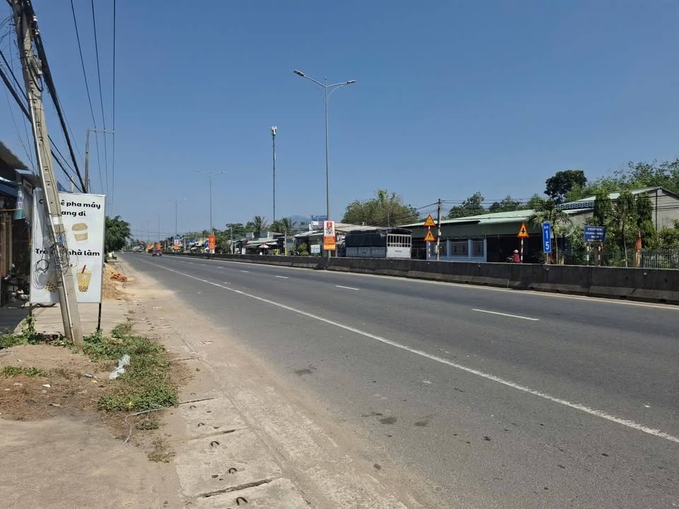 Nhà mặt tiền ĐT786 Tây Ninh 200m² 4,5 tỷ - Chính chủ bán