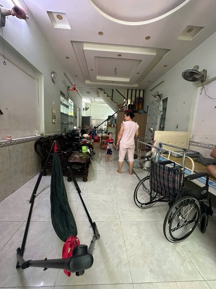 Cho thuê nhà Lê Văn Quới Bình Tân 72m² 11 triệu - Ô tô vào tận nơi