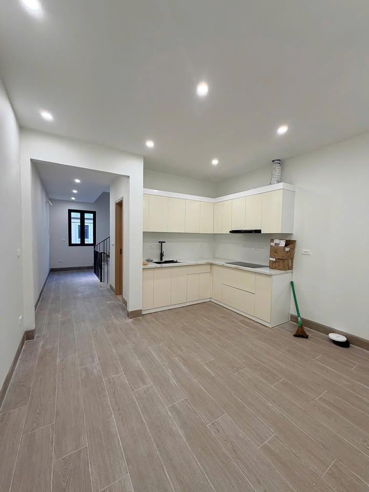 Nhà 5 tầng Ocean Park 68m² 14 triệu - Sẵn sàng ở