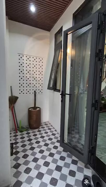 Nhà 40m² Linh Xuân, Thủ Đức - Hẻm Xe Hơi, 2PN Giá 3.75 Tỷ