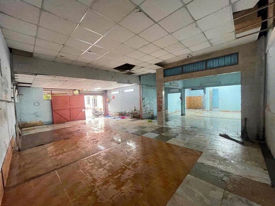 Nhà nguyên căn Thống Nhất P10 Gò Vấp 170m² 23tr - Xe tải vào nhà