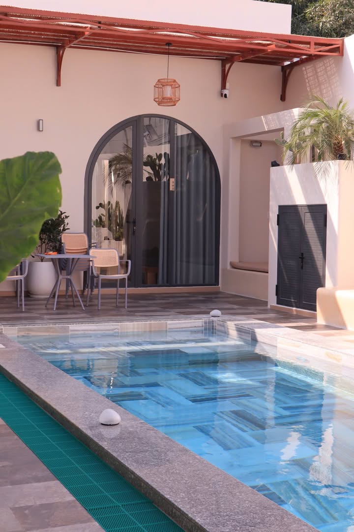 Homestay Phan Thiết 4PN - Hồ Bơi Riêng, BBQ, Sân Đậu Xe Rộng