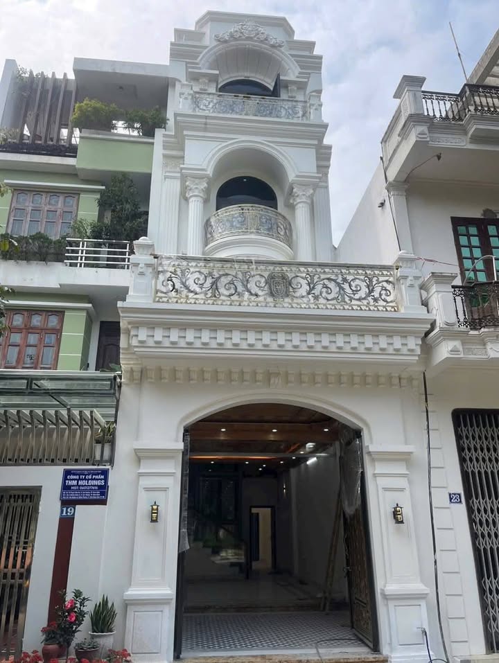 Nhà riêng Phạm Văn Nghị 81m2 giá 7 tỷ - Chính chủ bán