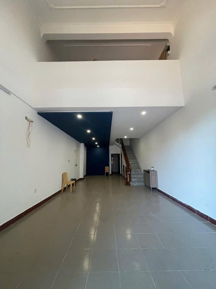 Nhà Nguyên Căn Mặt Tiền P.7, Q.8 - 100m² - Kinh Doanh/Văn Phòng Đa Ngành