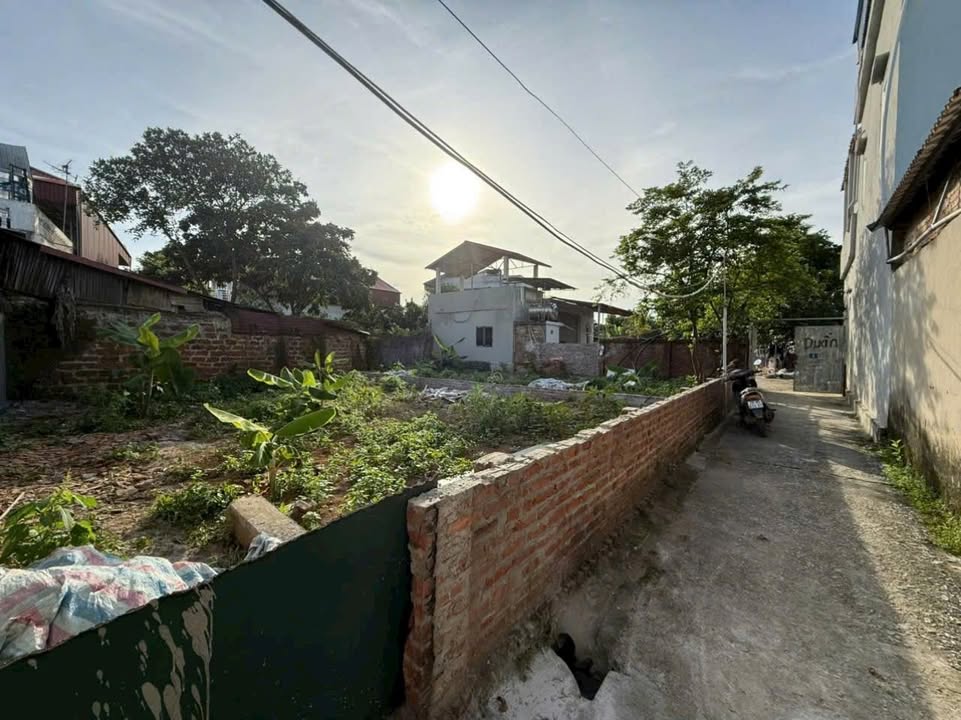 Đất nền Thạch Thất - Sổ hồng 110m² giá 2.x tỷ, gần Metro Văn Cao - Hoà Lạc