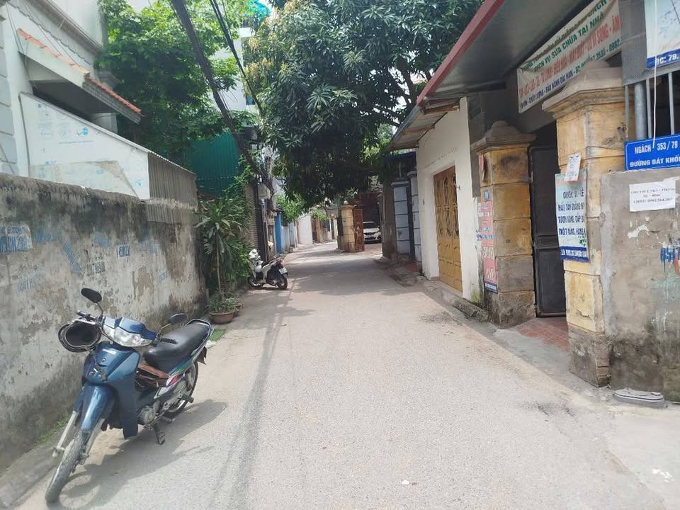 Nhà Long Biên 77m² giá thỏa thuận - Ô tô vào tận nhà