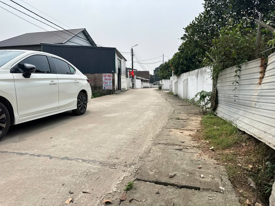 Đất nền Vĩnh Phúc 140m² - 2 mặt tiền, kinh doanh đỉnh, giá 1 tỷ x