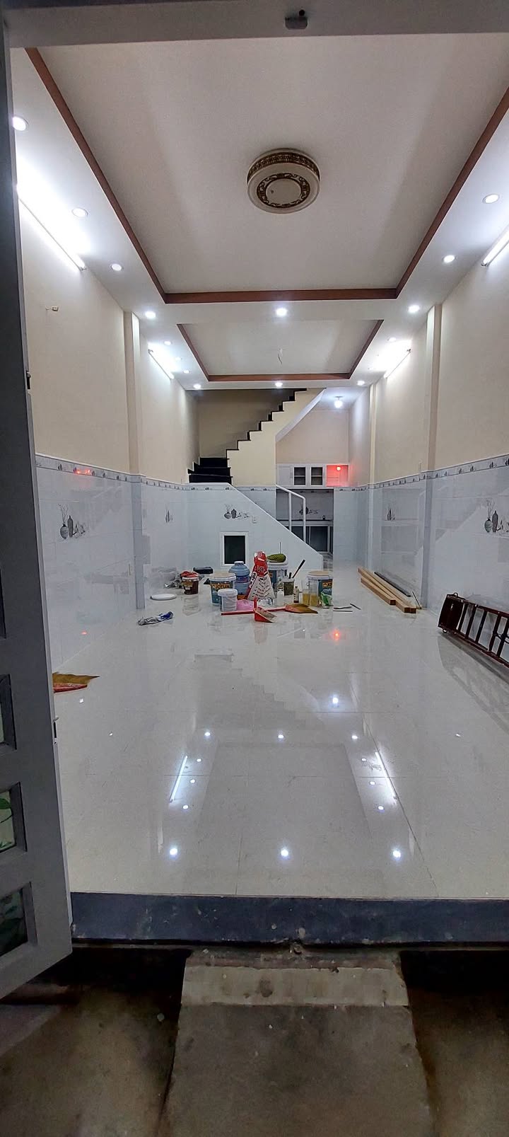 Nhà nguyên căn Nguyễn Duy Cung 42m² 10tr - Ô tô vào tận nhà