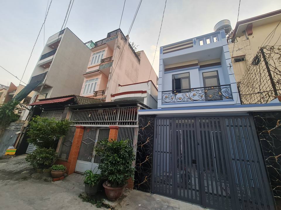 Nhà Bàn Cờ Quận 12 - 4x21m, 4PN, Xe Tải Vào Nhà