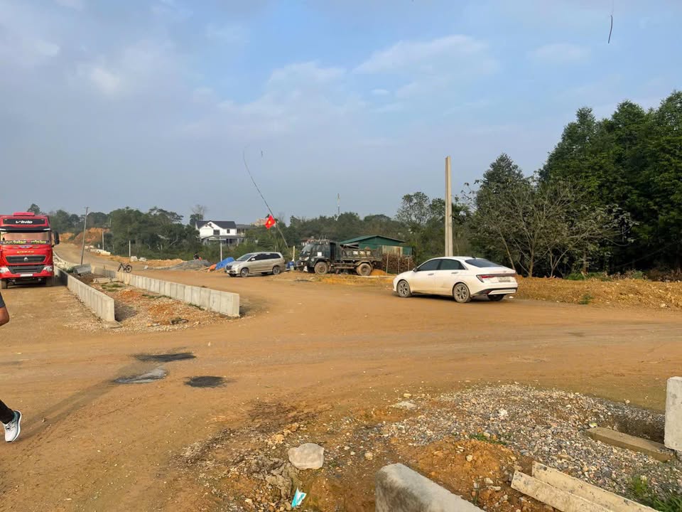 Đất nền Lương Sơn 786m² bám mặt tiền đường - Tiềm năng đầu tư/kinh doanh