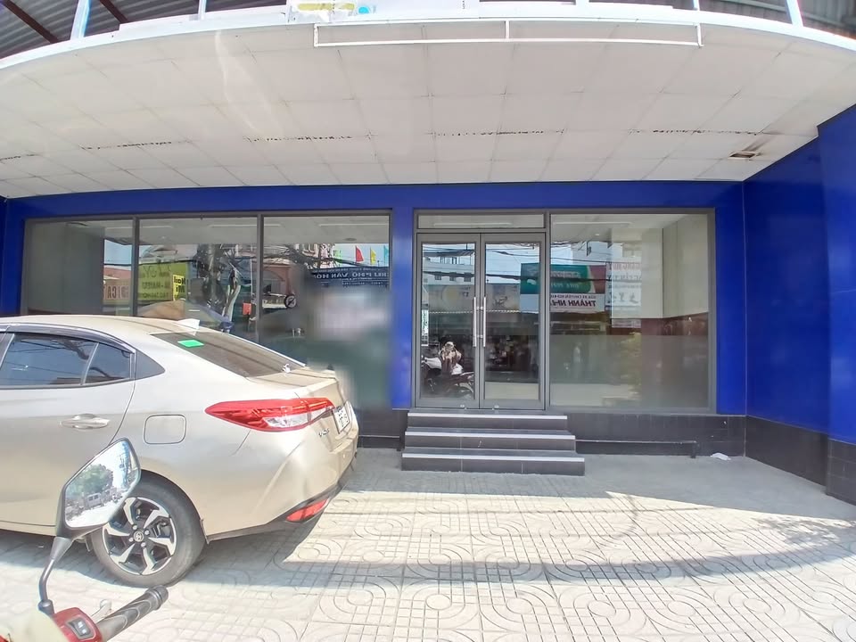 Mặt bằng kinh doanh Phường Tân Sơn Nhì, Tân Phú 130m² - Giá 60 Triệu/Tháng
